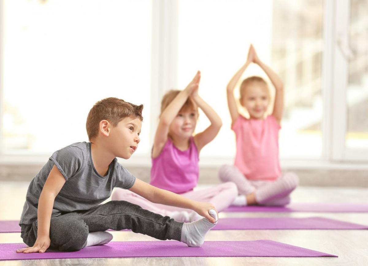 Дитяча йога: вправи в малюнках