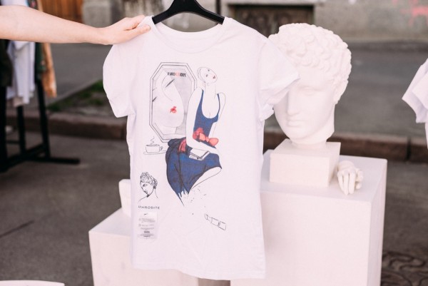 Проект фонду Олени Пінчук «Я зможу!» представив нову колекцію футболок «Міф, але існує»